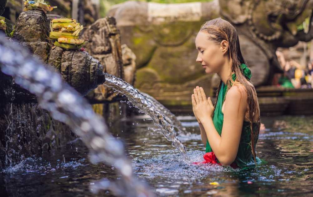 Cave meditation and Tirta Empul water purification